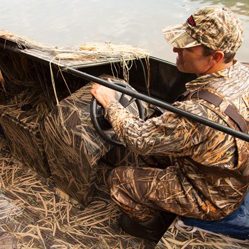 A convenient TPO hinged flap opens backwards to allow the driver access the helm station. Take control of elite Mercury Outboard power with up to 60HP on the 18' and 75HP on the 20' models.